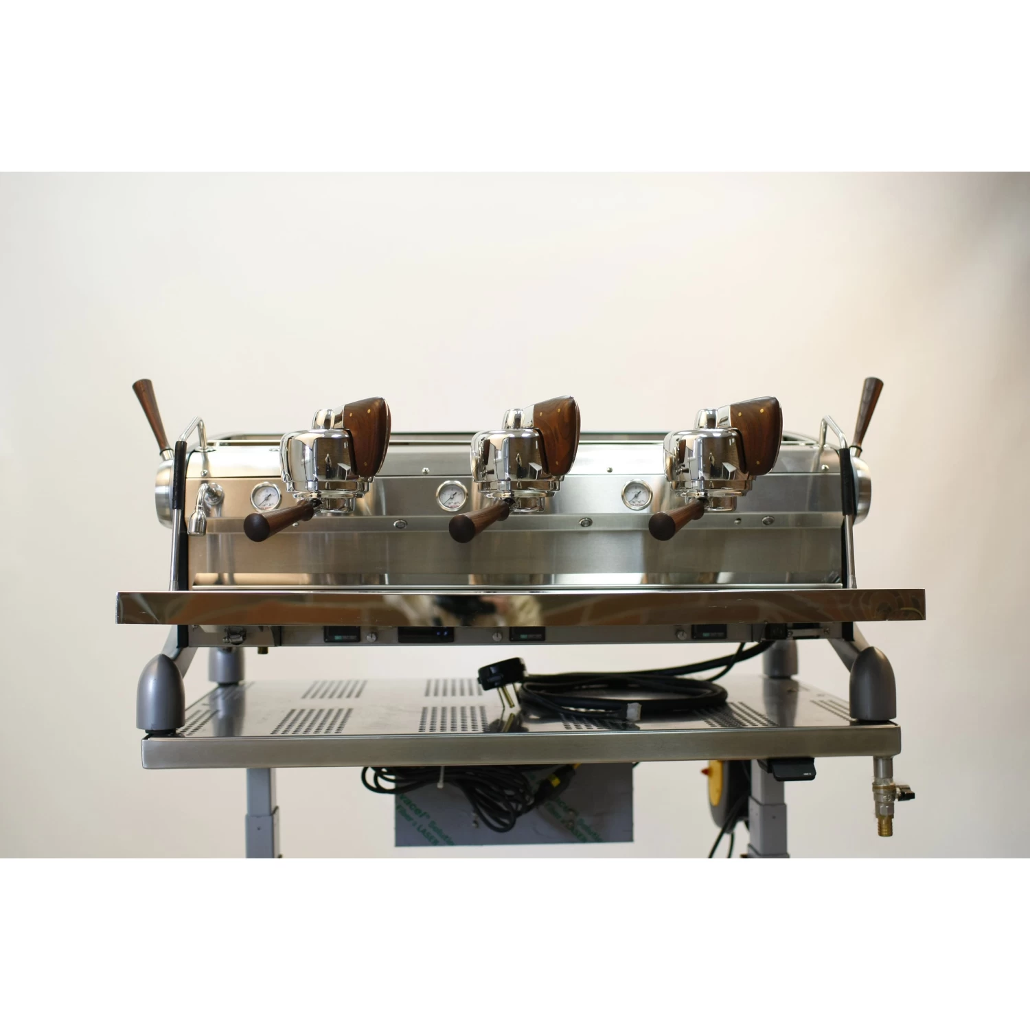 REFURBISHED Slayer Espresso V3 3 Group Volumetric Espresso Machine - Black 6 REFURBISHED Slayer Espresso V3 3 Group Volumetric Espresso Machine - Black - Image 4