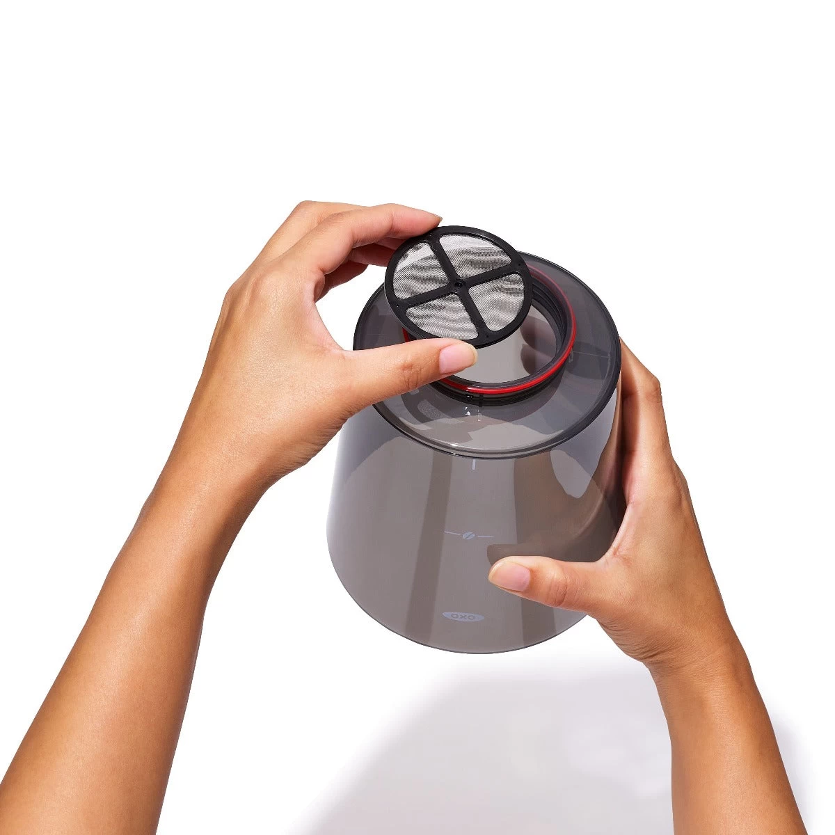 OXO Compact Cold Brew Maker - 24oz 9 OXO Compact Cold Brew Maker - 24oz - Image 7