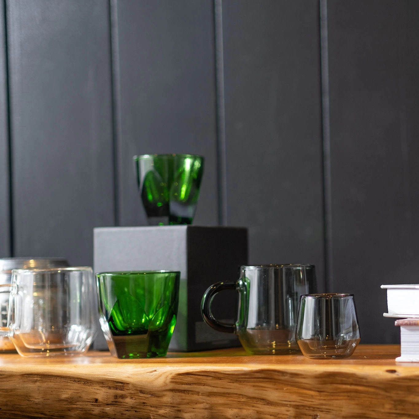 Vero Cortado Glass (4.25oz) - Emerald 5 Vero Cortado Glass (4.25oz) - Emerald - Image 3